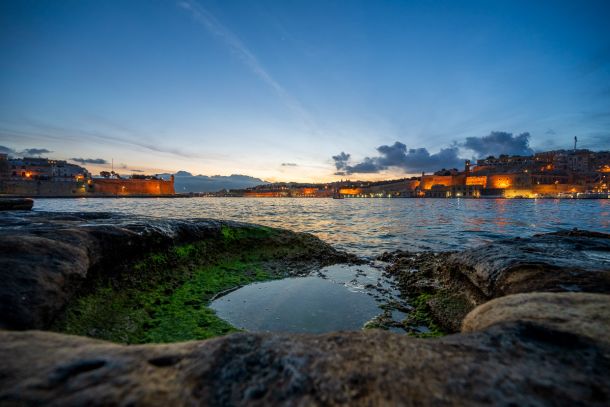 La Vallette depuis la pointe de Birgu au coucher de soleil Malte Photo : © Sebastien Desnoulez