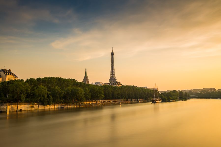 Paris tour eiffel crue seine 2016 Photo : © Sebastien Desnoulez