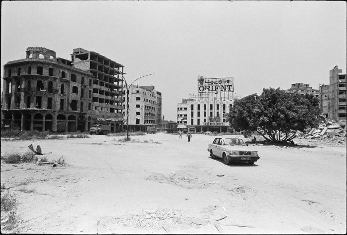 Place Des Martyrs, Beyrouth Centre, Liban 1991   Photo : © Sebastien Desnoulez