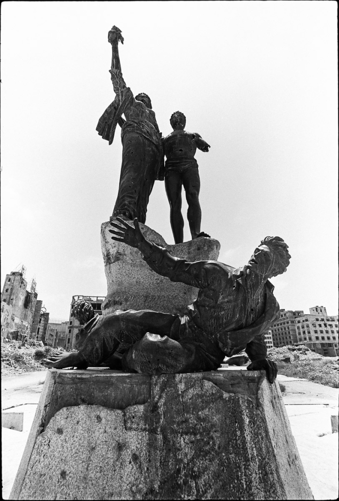 Place Des Martyrs, Beyrouth Centre, Liban 1991   Photo : © Sebastien Desnoulez