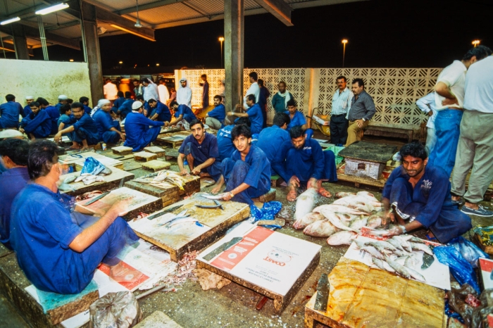 Dubai 1991 - Marché au poisson / Fish market - Photo : © Sebastien Desnoulez