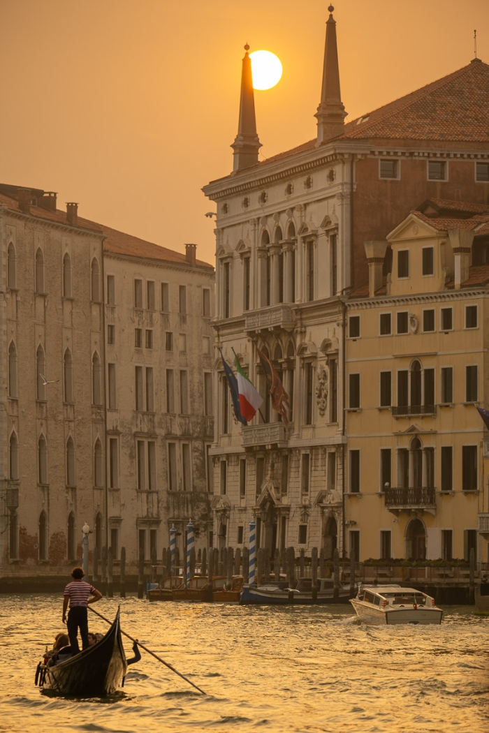 Gondole sur le Grand Canal, Venise - Photo : © Sebastien Desnoulez Photographe Auteur