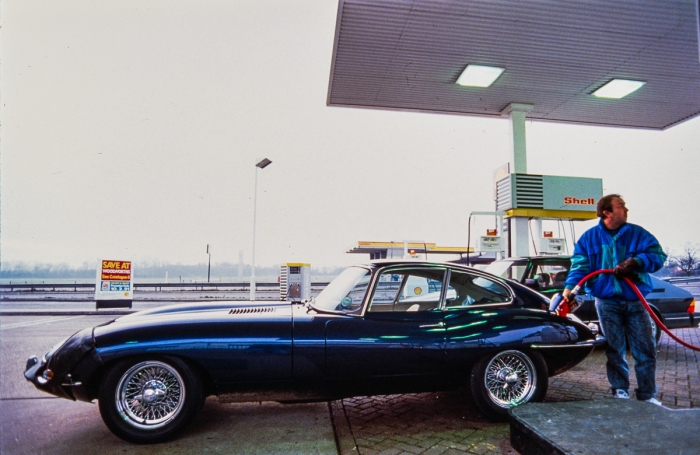 Jaguar Type E Vicarage, de Coventry à Genève, L'Automobile Magazine 1991 - Photo : © Sebastien Desnoulez