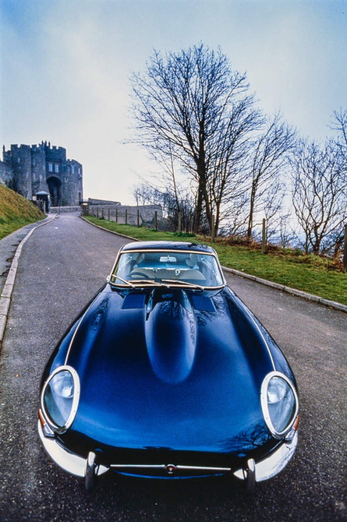 Jaguar Type E Vicarage, De Coventry À Genève, L'Automobile Magazine 1991   Photo : © Sebastien Desnoulez
