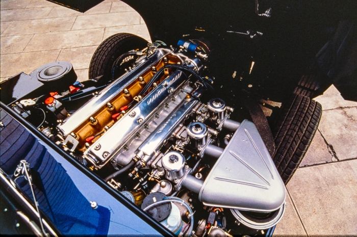 Jaguar Type E Vicarage, de Coventry à Genève, L'Automobile Magazine 1991 - Photo : © Sebastien Desnoulez