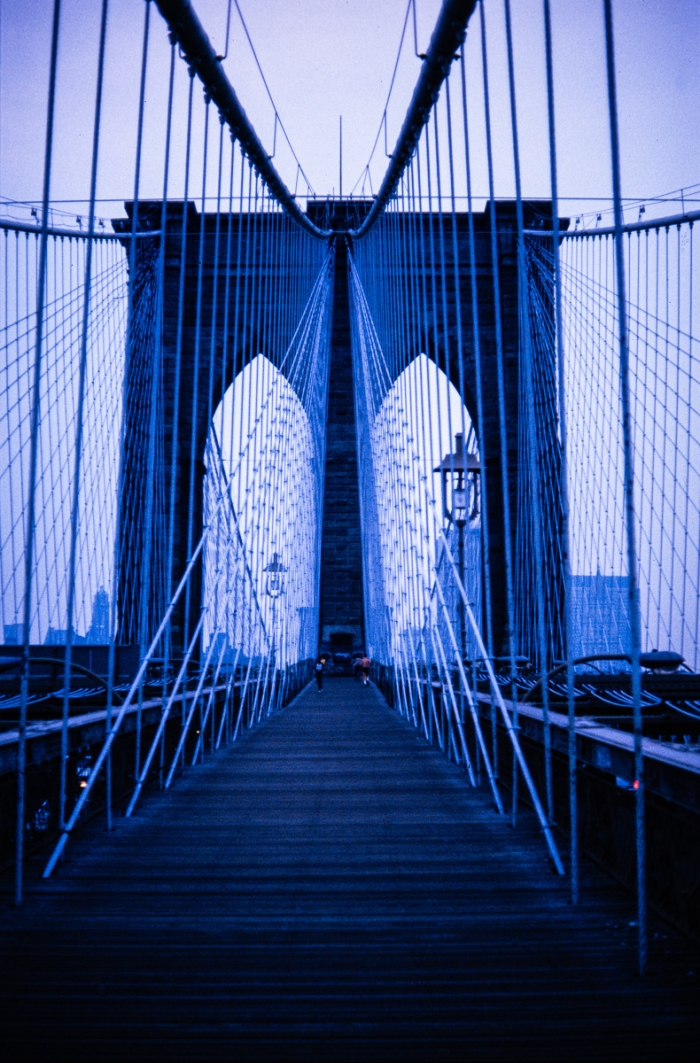 New York City 1985 Brooklyn Bridge - Photo : © Sebastien Desnoulez