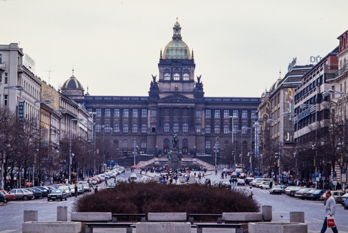 Place Vencelas, Prague, Mars 1991 - Photo : © Sebastien Desnoulez