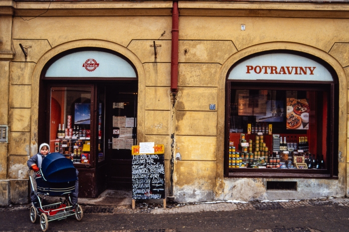 Prague   Tchécoslovaquie, Février 1991   Photo : © Sebastien Desnoulez