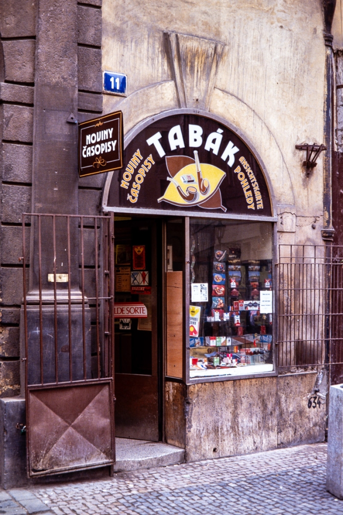 Prague   Tchécoslovaquie, Février 1991   Photo : © Sebastien Desnoulez