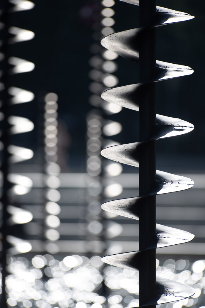 Sculpture Takis - Canon EF 300mm f/2.8 L USM (non-IS) - Photo : © Sebastien Desnoulez