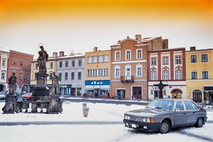 Tatra 613 à Příbor en République Tchèque en 1991 - Photo : © Sebastien Desnoulez