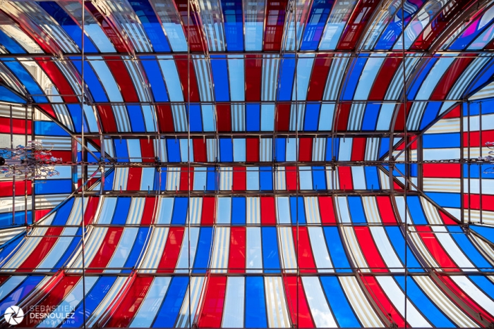 Verrière décorée par Buren, Palais de l'Elysée, Journées du Patrimoine 2022, Paris -  Photo : © Sebastien Desnoulez Photographe Auteur