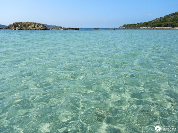Piscine naturelle Plage de Chiuni, Corse - Photo : © Sebastien Desnoulez photographe d'ambiances et de paysage