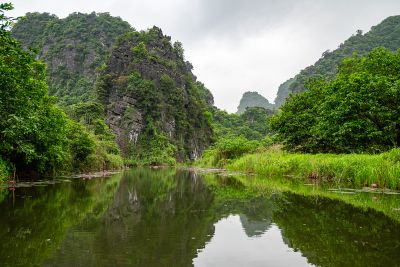 Baie d'Ha Long terrestre à Hoa Lu au Vietnam - Photo : © Sebastien Desnoulez Photographe Auteur