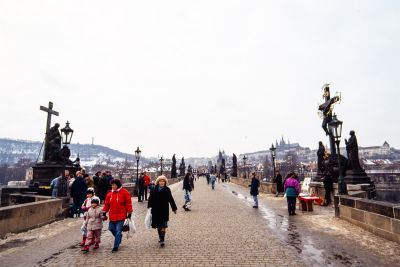Pont Charles - Prague - Tchécoslovaquie, février 1991 - Photo : © Sebastien Desnoulez