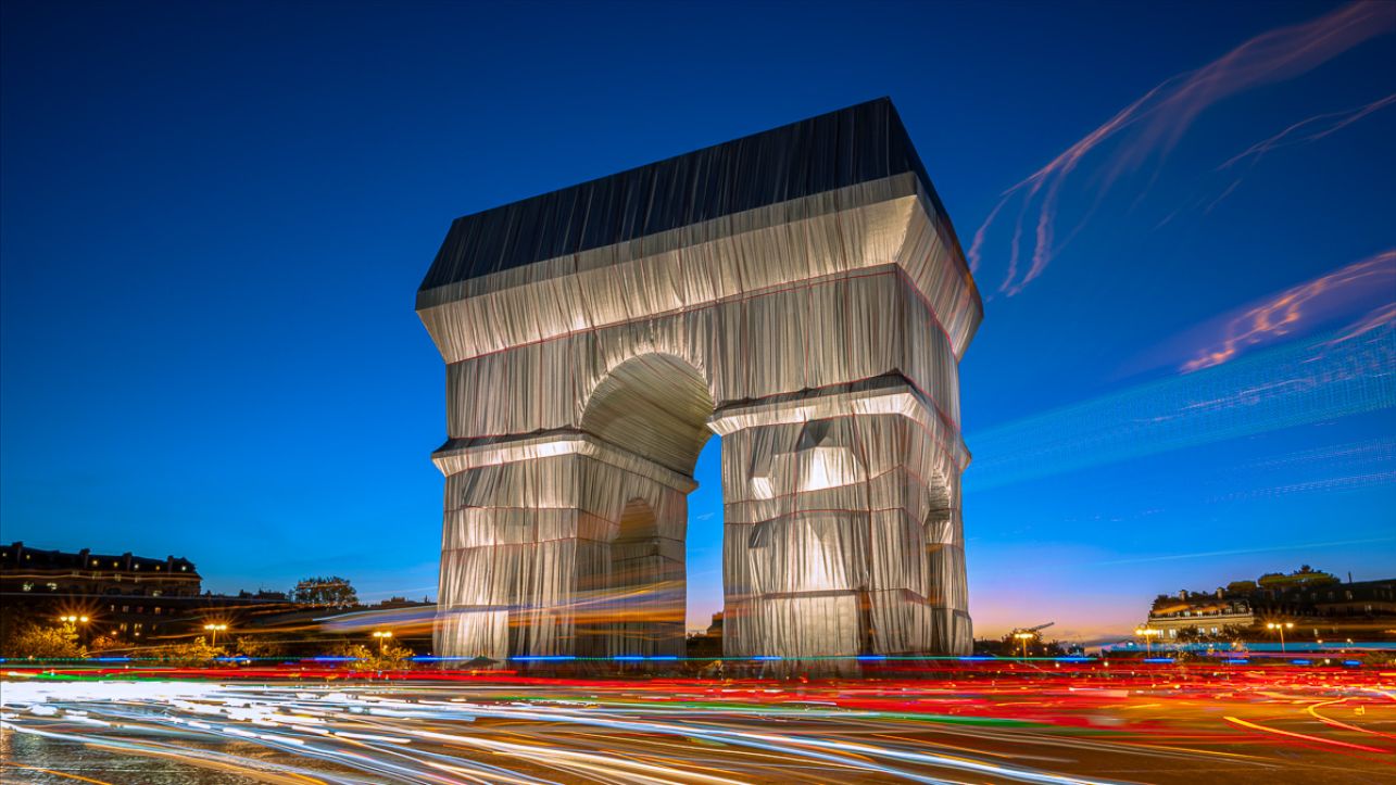 Arc de Triomphe x Christo Photo Sebastien Desnoulez Photogra