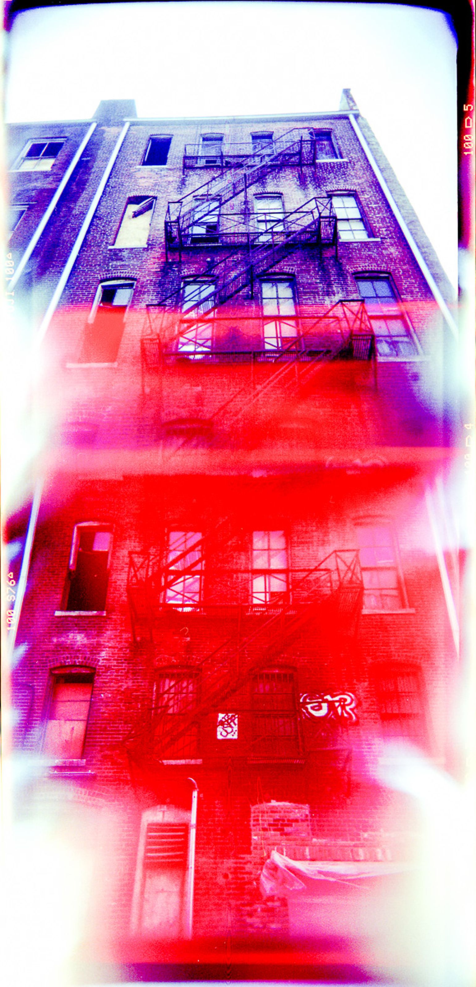 Stairway to heaven - Série Hallucinations - Holga - Photo : © Sebastien Desnoulez