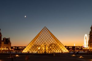 Pyramide du Louvre Photo Sebastien Desnoulez Photographe Auteur C