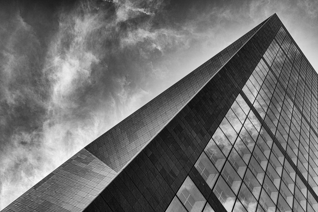La Grande Arche de La Défense série Darkchitecture - Photo : © Sebastien Desnoulez Photographe auteur