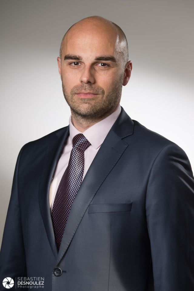 Portrait corporate DRH lors du Séminaire IENA au Chateauform' City Les Jardins de Saint Dominique - Photo : © Sebastien Desnoulez Photographe