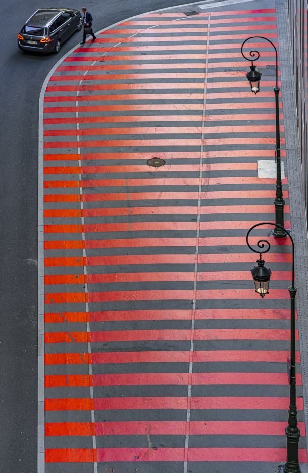 Le VTC et la zone rouge - La Défense - Photo : © Sebastien Desnoulez